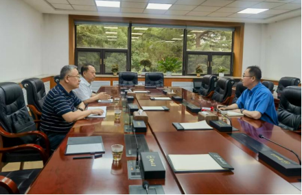 【科技】甘肃省电工技术学会与兰州大学开展交流活动
