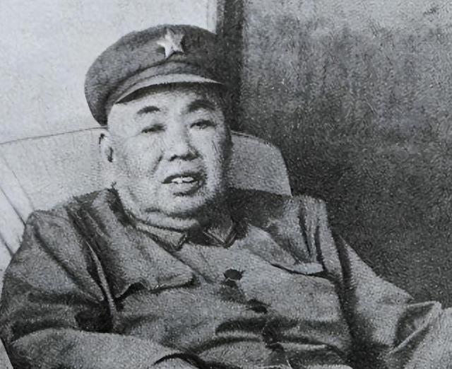 许世友当面怒问李德生：你有啥可骄傲的？李德生：等你这把火烧完