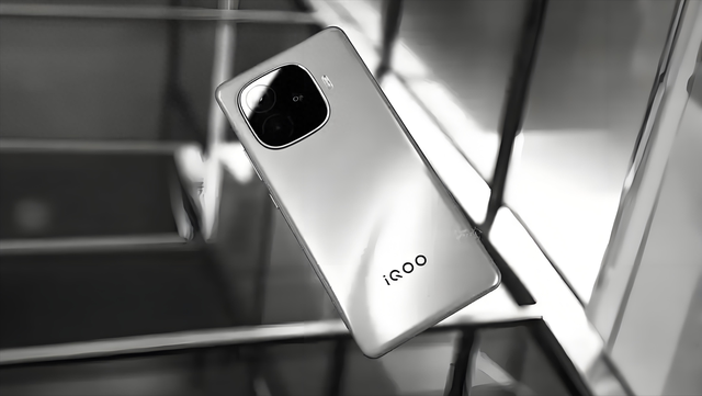 2099元买到旗舰芯？Vivo这款iQOO Z9 Turbo+，居然让果粉们都心动了
