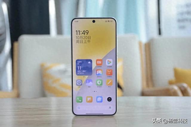 惊爆！小米16 Pro Max真机首现，7500mAh+副屏回归能否称霸旗舰圈？