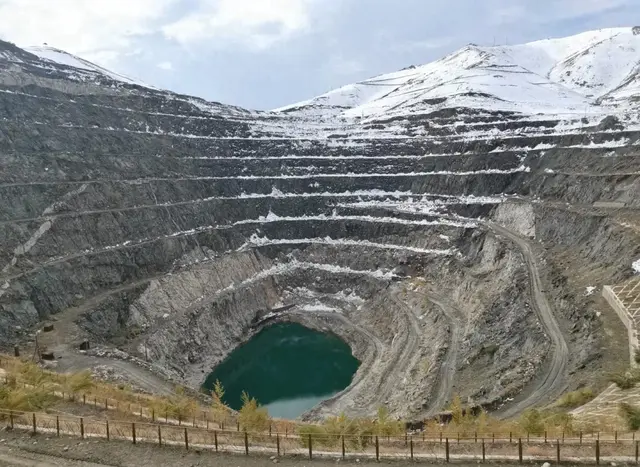 工业“伤疤”变文旅“富矿”：这些废弃矿山凭什么火出圈？