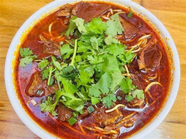 古隆中、滑雪、牛肉面——襄阳文旅解锁冬季新玩法