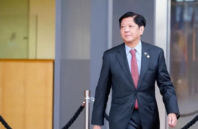 10万艘渔船火速出动！马科斯这一次求锤得锤，印度被菲律宾坑惨了！中国必须立下规矩