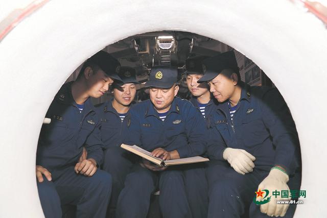 上司西游戏下载（潜行深海）