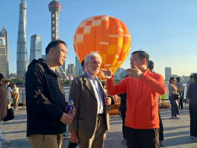 但丁后裔再访北外滩，感受滨江新貌