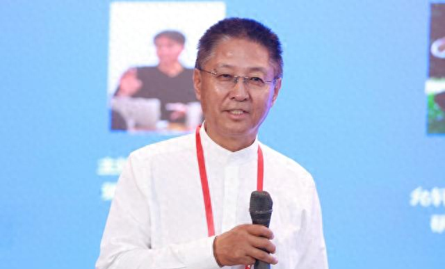 杜德平太极专栏  习练太极拳可以有效抑製贪嗔痴慢疑