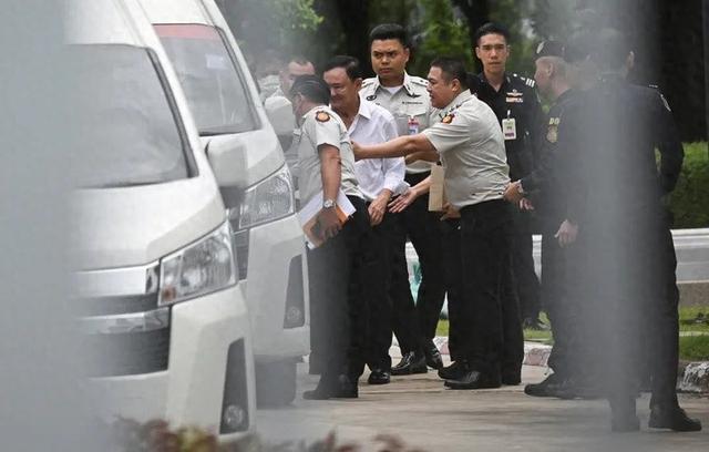勇者斗恶龙6转职路线推荐（他信服刑细节曝光监狱条件不友好）