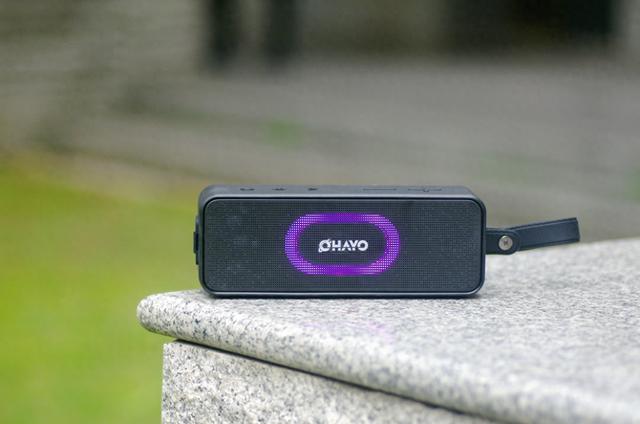 叫板千元旗舰？雷登S11蓝牙音箱音质与灯效皆向旗舰看齐