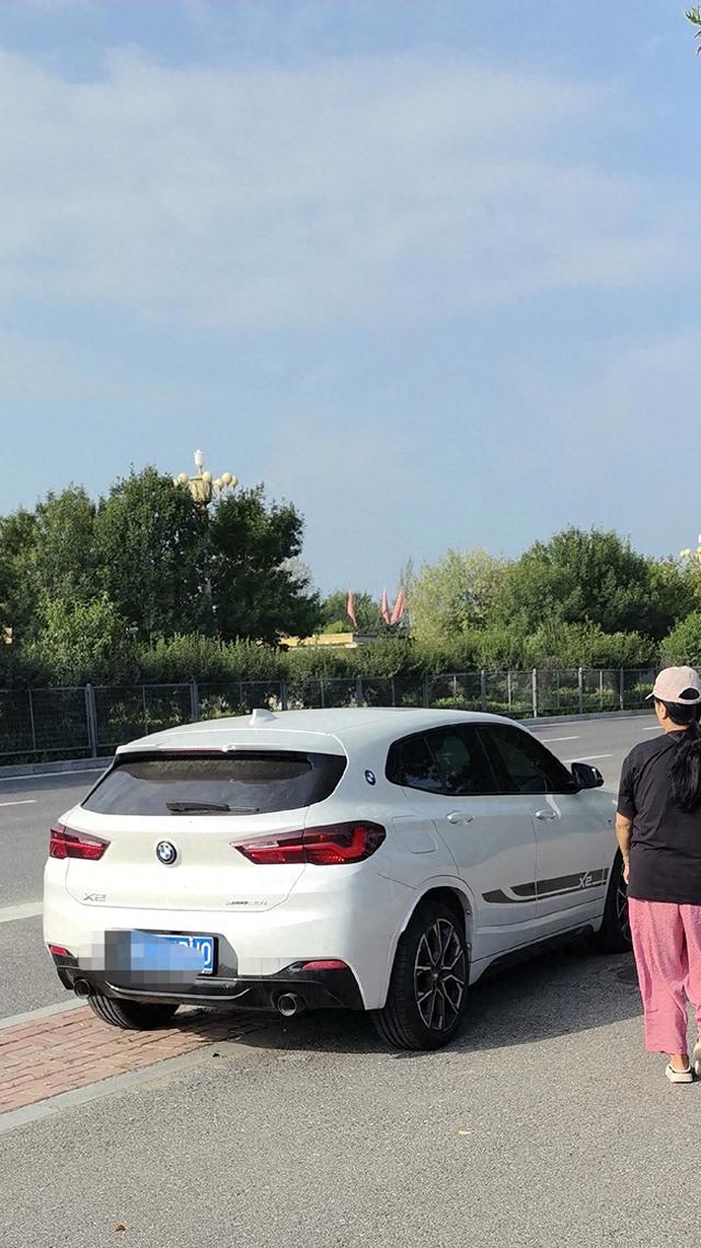我的冬天没有寒冷，只有车轮滚过的温度和风景