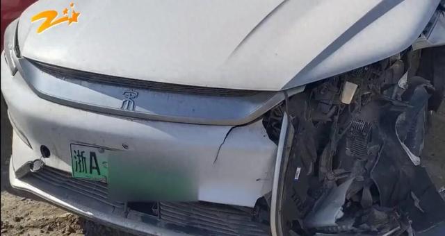 网约车司机为送断指乘客由交警带路闯红灯，杭州萧山交警回应：已和保险公司对接，他们给予了司机最大的帮助