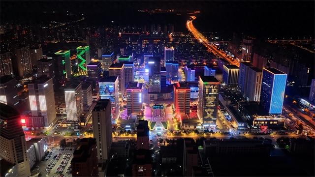 跨年锁定！来威海经区智慧谷T16街区赴一场温暖又热烈的新年之约