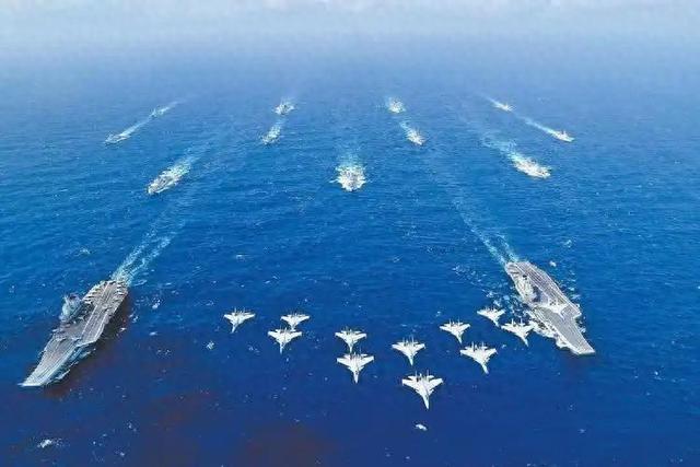 隐形“水下死神	”！095核潜艇强势加入福建舰，隐蔽突击冠绝海疆