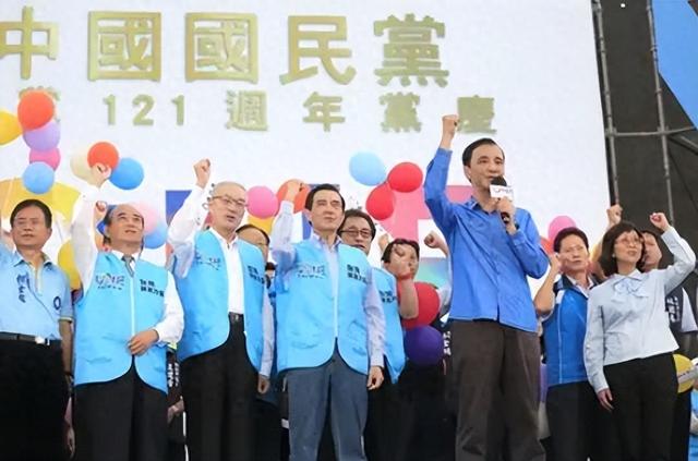 票数大幅领先，国民党新主席已定？张亚中通告全岛，两岸是一家人
