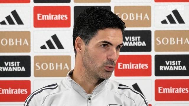 塔帅：AI很强但我们面对的是活生生的人；未来被AI取代？谁知道呢