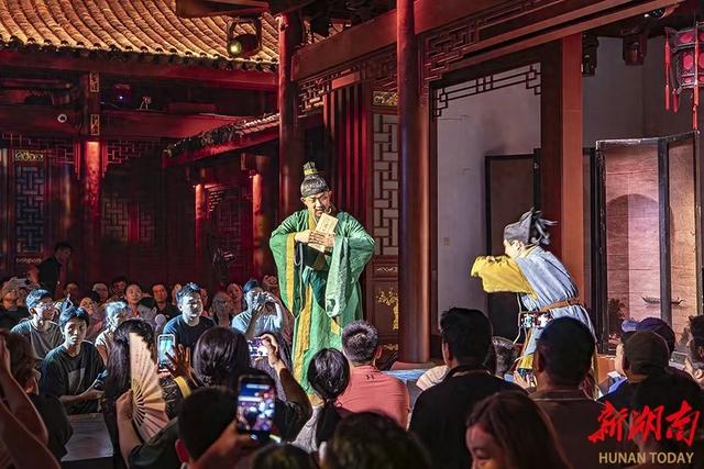 日观《洞庭幻境》，夜读《今上岳阳楼》！来岳阳沉浸式创新游