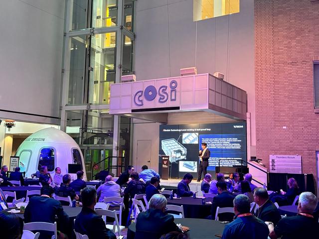 共探AI创新！雄韬股份亮相Vertiv Tech Fair 2025