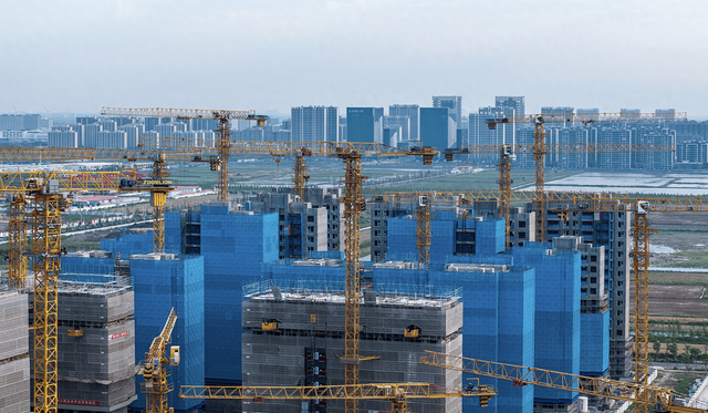 2027年房价真能见底？学区房还值得买吗？专家：看这一个关键信号