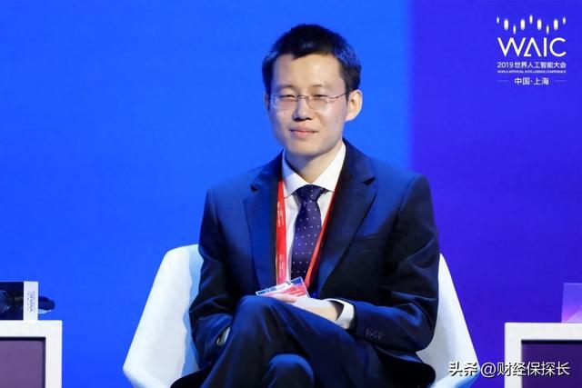 凭什么？仅仅9年，85后创始人，3年干出1541亿身家