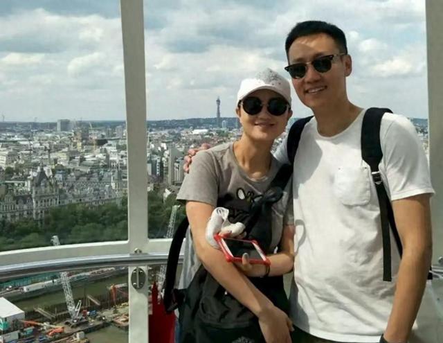 恶心一幕出现了！辛柏青丧妻刚满100天，就被撮合娶马伊琍