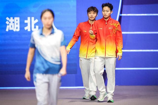 十五运跳水男团个人三米板：王宗源轻松锁定第一 郑九源位列第三