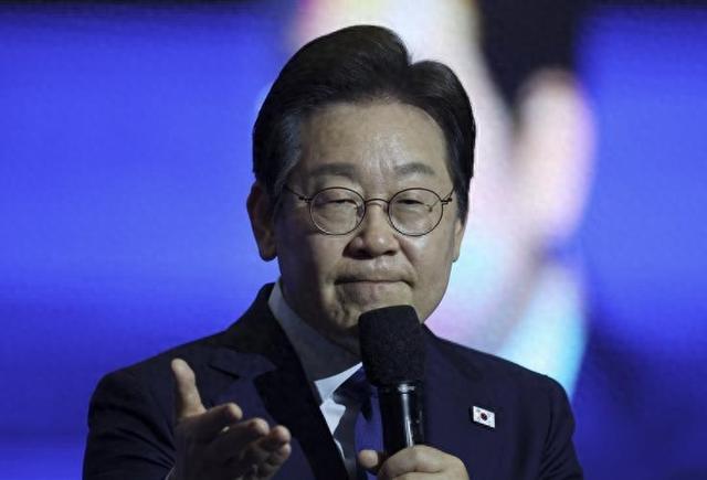 李在明已经想清楚了，不能亲自来北京，就派一众心腹来华访问，盼中方不要生气，这是他为韩国留的后手