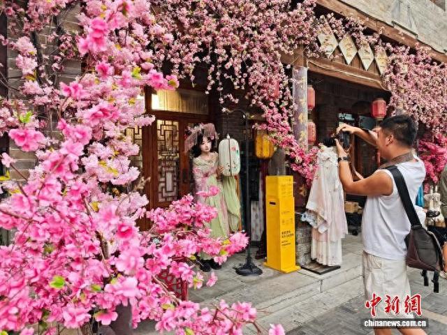 河南洛阳：洛邑古城汉服热