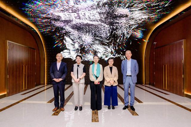 当AI遇上烟花：澳门这场展览让科技与艺术“共舞”