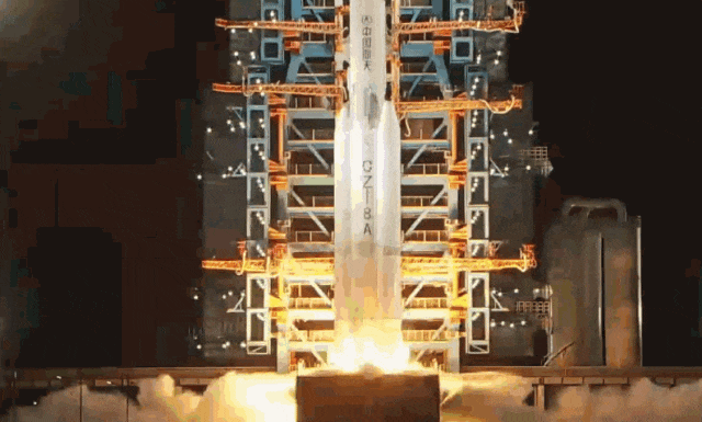 凌晨，在海南文昌发射成功！