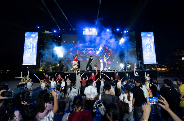 Action！广州融创文旅城全场景演艺新升级