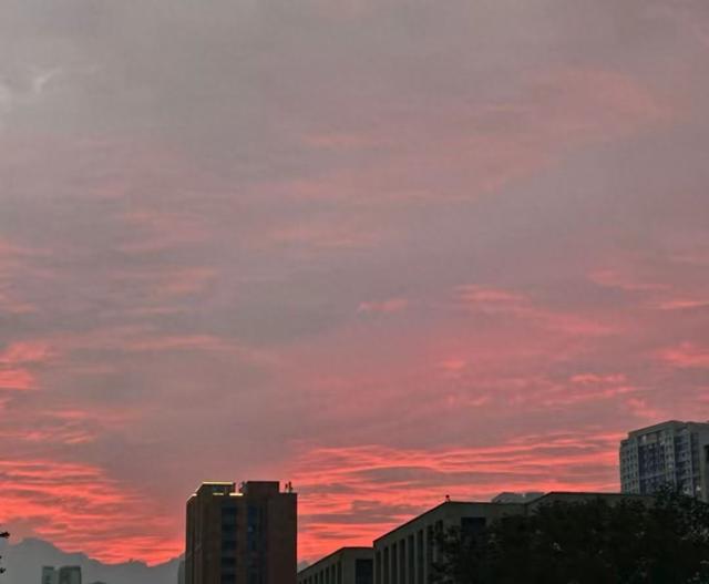 久雨初霁的落日