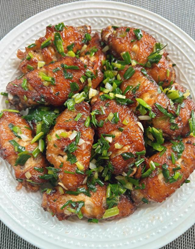 “小寒胜大寒	，进补正当时”，小寒这5道菜记得吃，温暖度寒冬！