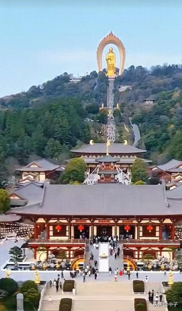 耗资10亿用48kg黄金！庐山这免费景区，949级台阶藏人生真谛