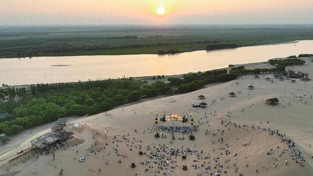 “大漠黄河 落日长歌”派对燃爆夏夜