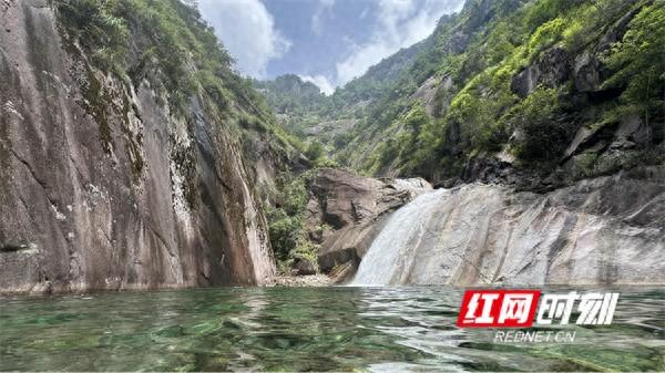 江永：绘就云海瀑布的梦幻奇景