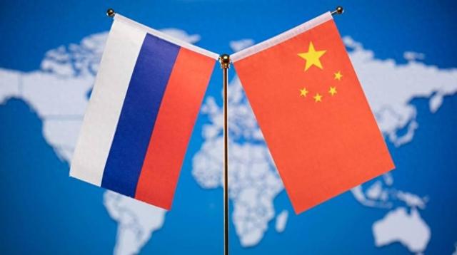 中俄战机抵近东京700公里: 2025东海博弈，从来不是中日双边较量