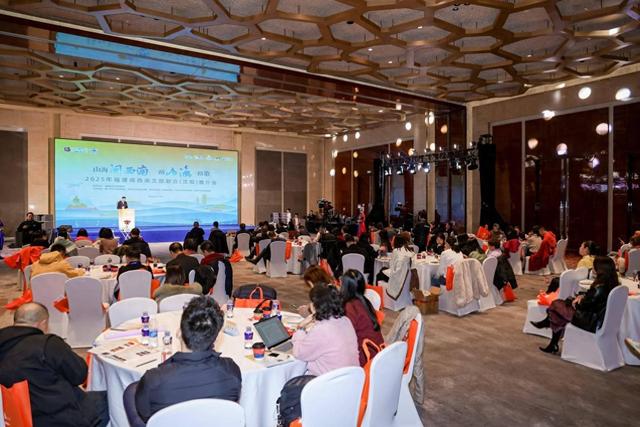 闽西南文旅推介会亮相沈阳 邀东北朋友“交换冬天”享暖冬