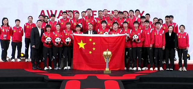 国乒23岁小将订婚！未婚妻颜值高是全国冠军，王楚钦助理送祝福