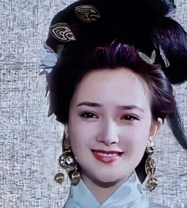 何晴离世3天，才发现她与许亚军儿子名字暗藏深意	，字字都有来头