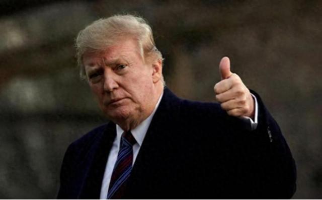 特朗普犯下大错，坑了自己人！黄仁勋走了一趟北京后终于明白，中方已不再需要英伟达