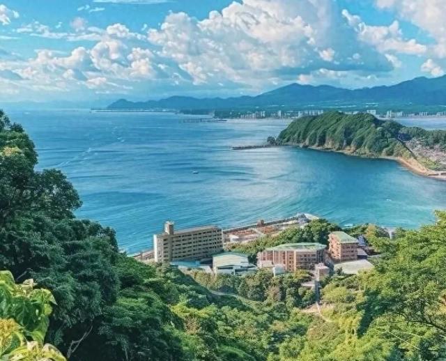 海风吹过的夏天