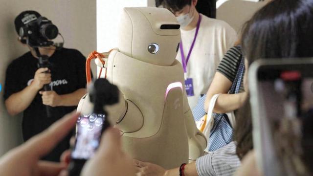 傅利叶发布Care-bot GR-3人形机器人，离进入家庭目标更近一步