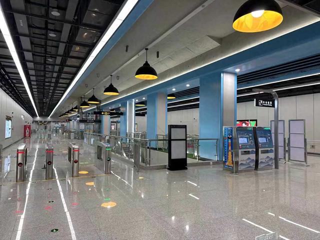 济南轨道交通6号线东段开通运营