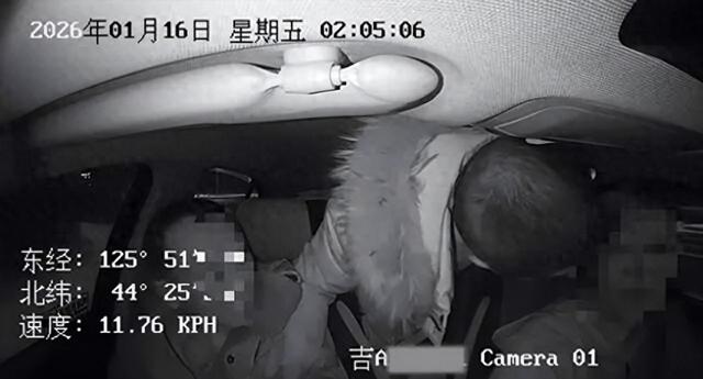 出租车司机遭醉酒乘客殴打致车辆失控 	，司机：不接受调解；律师：已严重危害公共安全，司机可追究其刑事责任