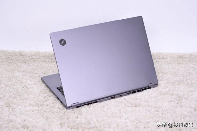 3200元以内的笔记本电脑可以买吗？是否有推荐！答案自然是有的