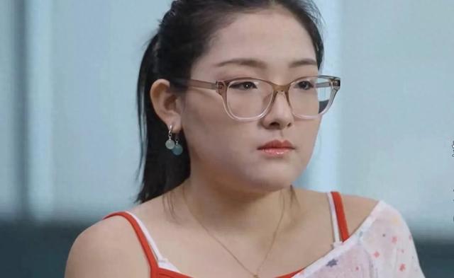 从210斤到50斤，她为何咒骂母亲全拜你所赐？隐藏着怎样的伤疤？