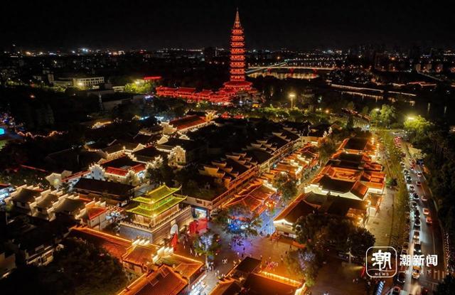 金华古城夜游人气旺