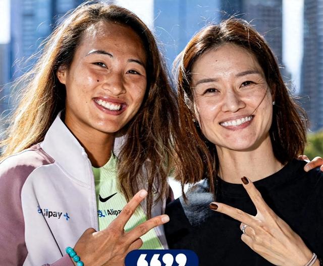 连续退赛80天，郑钦文再破天花板	，让李娜和整个网坛“沉默”了