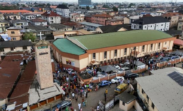 又要开战，看来特朗普离诺奖越来越远了！
