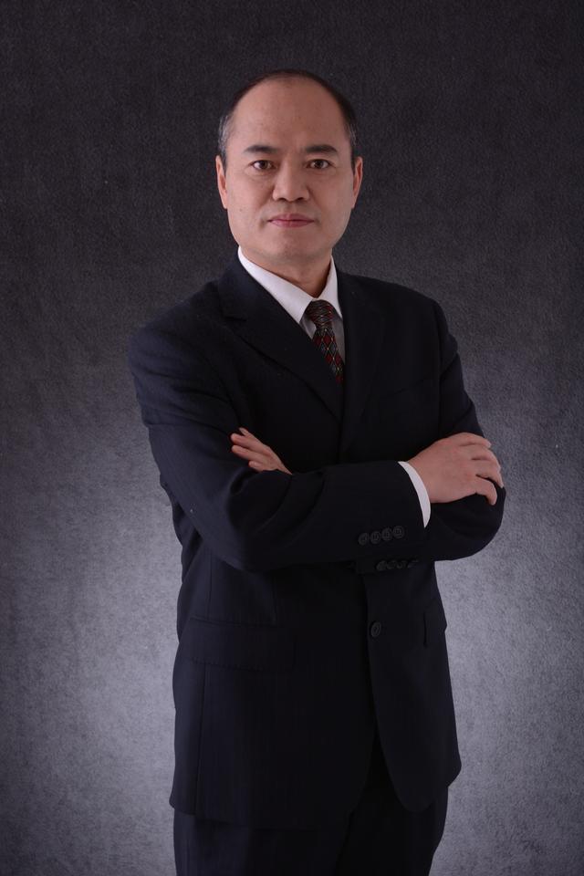 对话“顶流医生”：当AI悄然渗透诊疗全流程，不要忘了我们面对的是病人，而非“病”