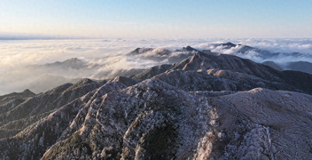 【组图】三明清流大丰山景区现雾凇